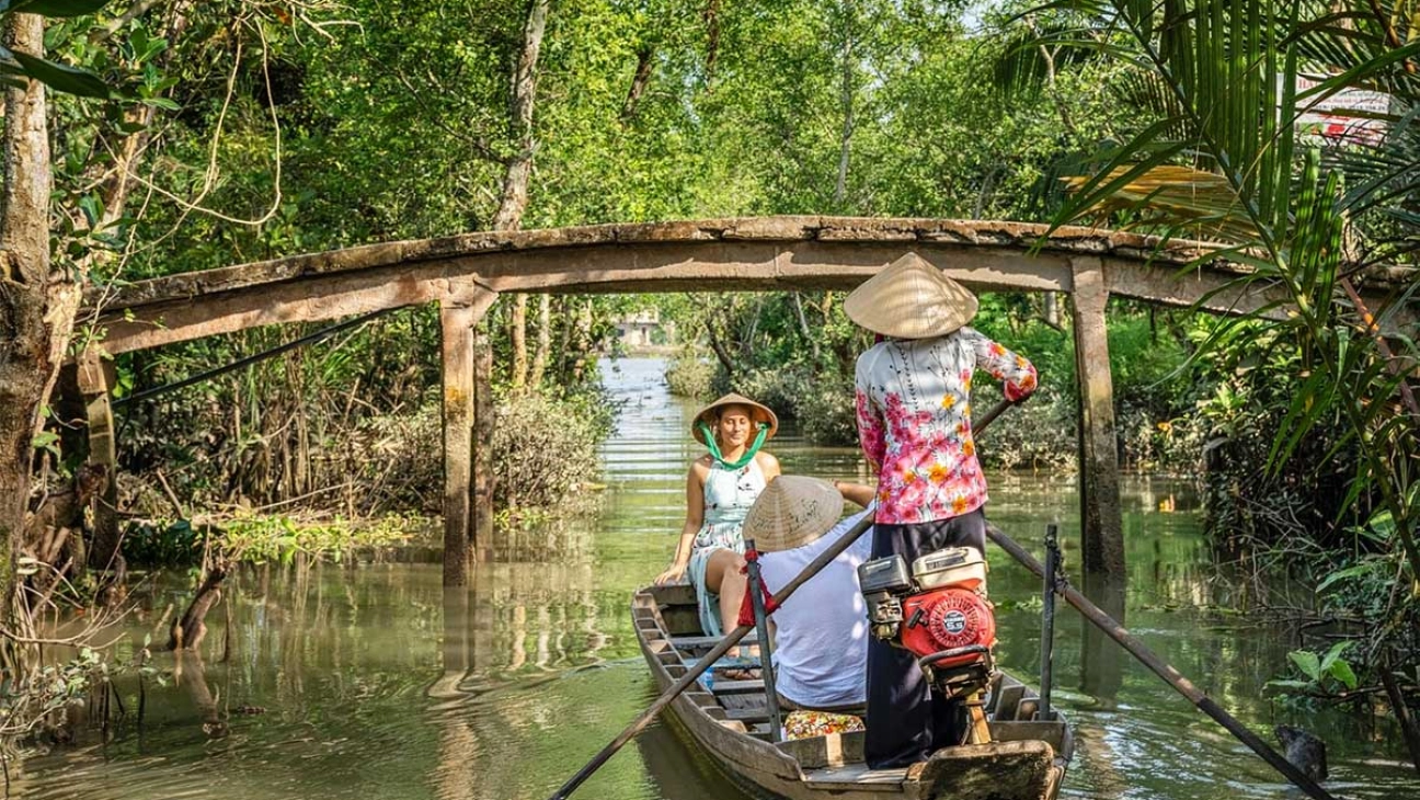 Cycling Tour Mekong Delta Saigon to Chau Doc 3 Days